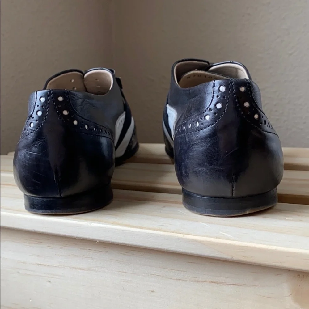 AGL Oxfords